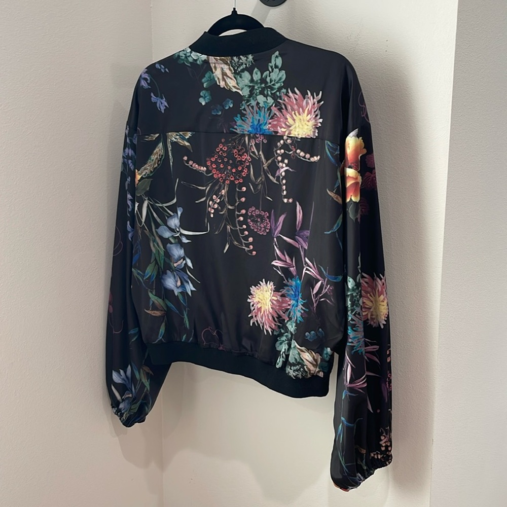 On the Road zip up satin floral jacket. - Picture 5 of 5